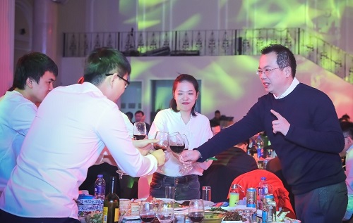 1603425791324063131.jpg 2019011814320044.jpg